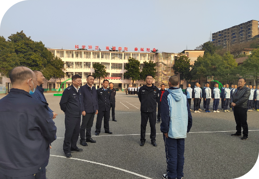 郴州市公安局副局长廖劲松一行领导来我校考察工作
