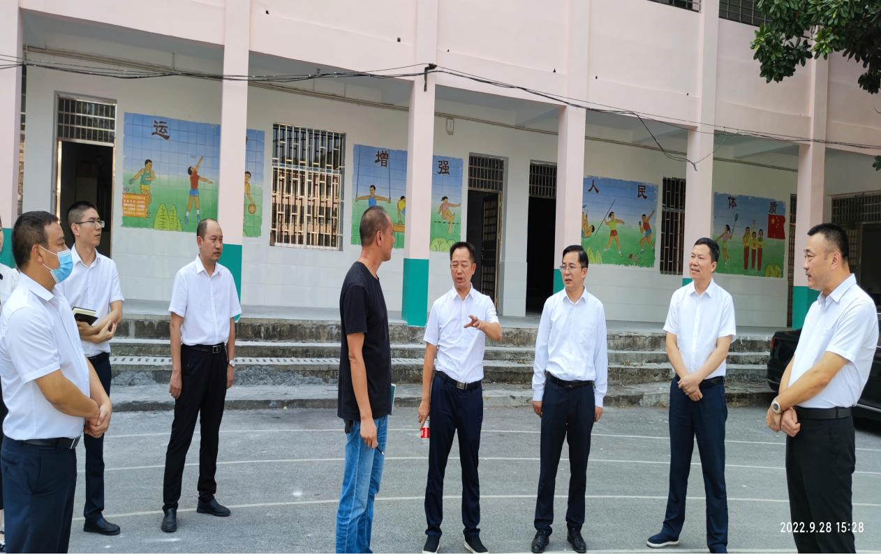 郴州市委副书记政法委书记黄进良到郴州市专门学校调研